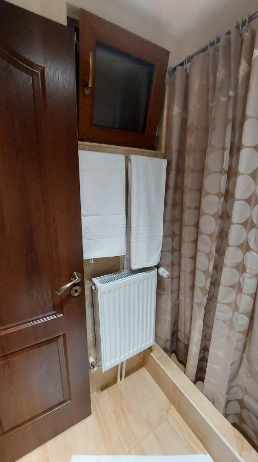 Ambiennt Hotel Bukarest Kültér fotó