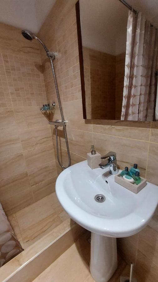 Ambiennt Hotel Bukarest Kültér fotó