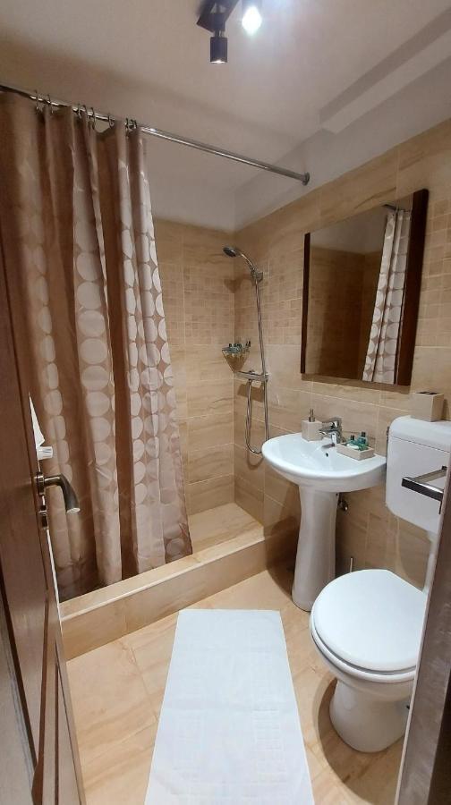 Ambiennt Hotel Bukarest Kültér fotó