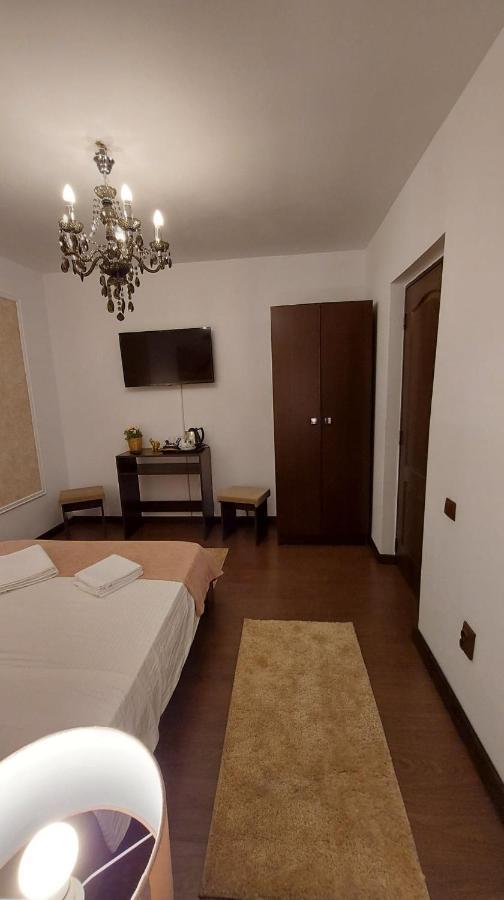Ambiennt Hotel Bukarest Kültér fotó