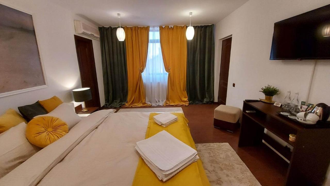 Ambiennt Hotel Bukarest Kültér fotó