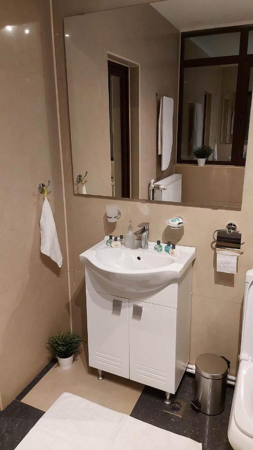 Ambiennt Hotel Bukarest Kültér fotó